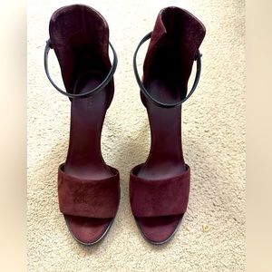 Vince purple suede heels , size 39.5 (8.5 US)